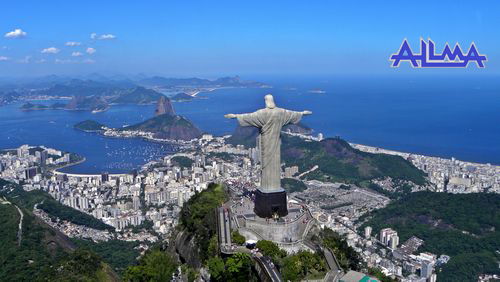 Cristo Redentor, no Rio de Janeiro — cidade natal